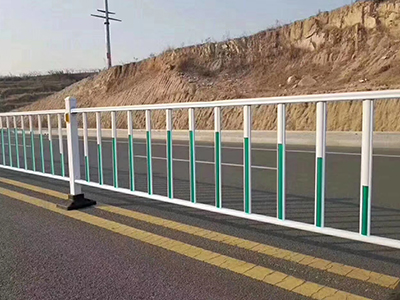 -鋅鋼道路護(hù)欄